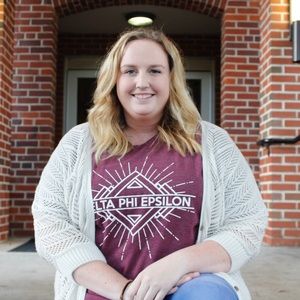 Meet your Posher, Taylor